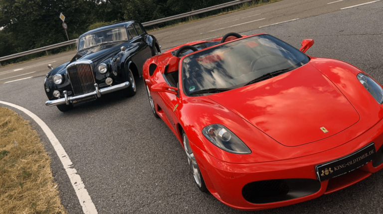 Ferrari und Oldtimer